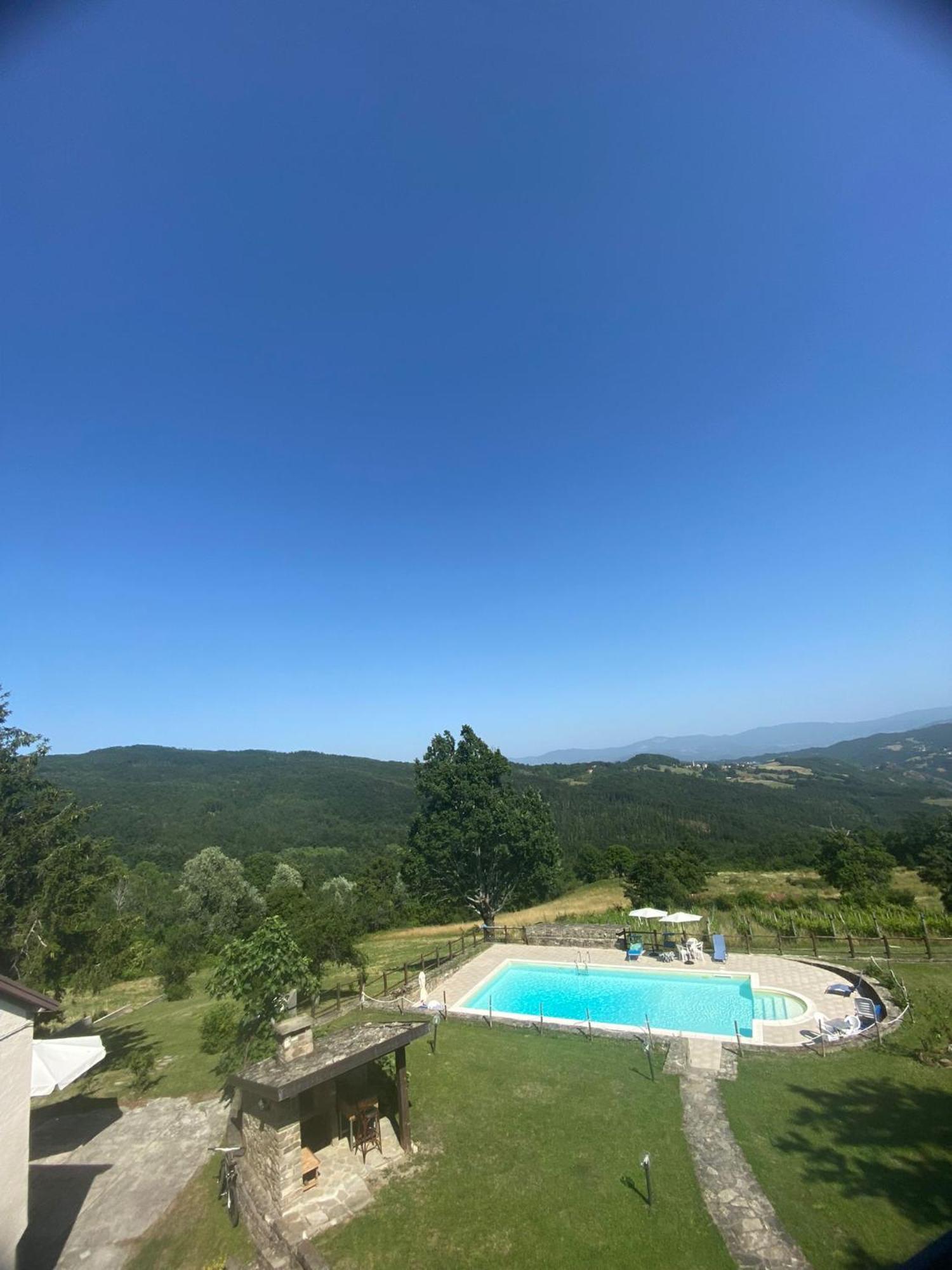 Casa Vacanze Fattoria Il Cerro Villa Pianelleto Exterior foto