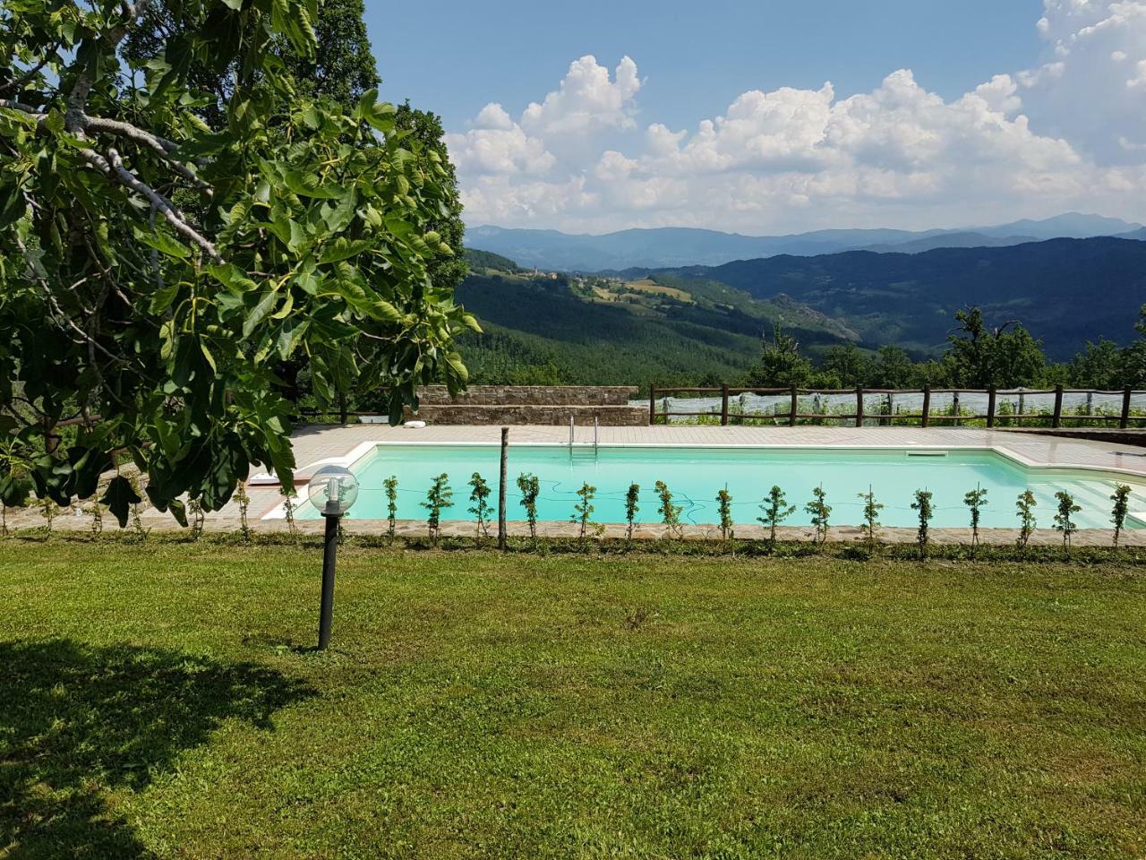 Casa Vacanze Fattoria Il Cerro Villa Pianelleto Exterior foto