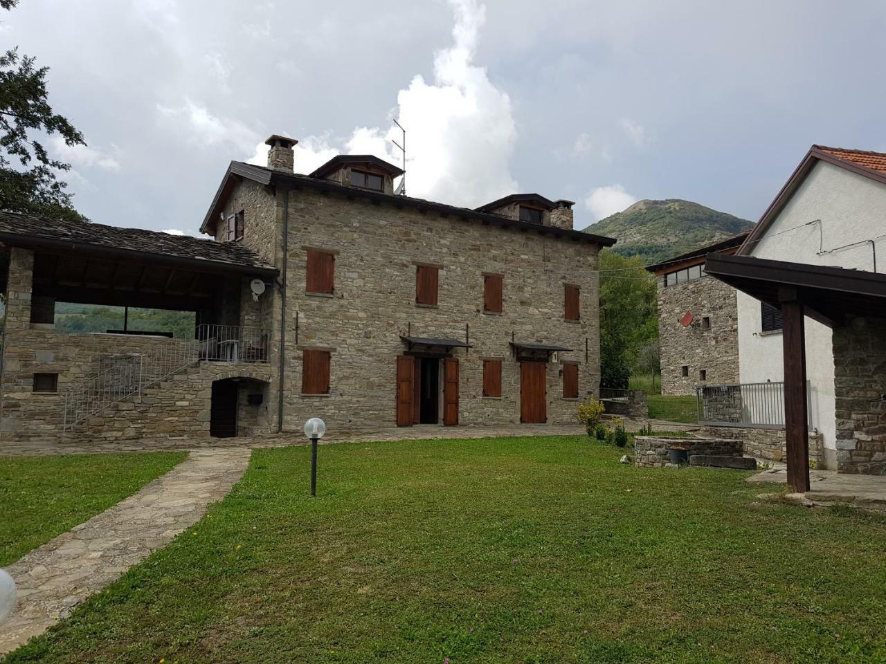 Casa Vacanze Fattoria Il Cerro Villa Pianelleto Exterior foto